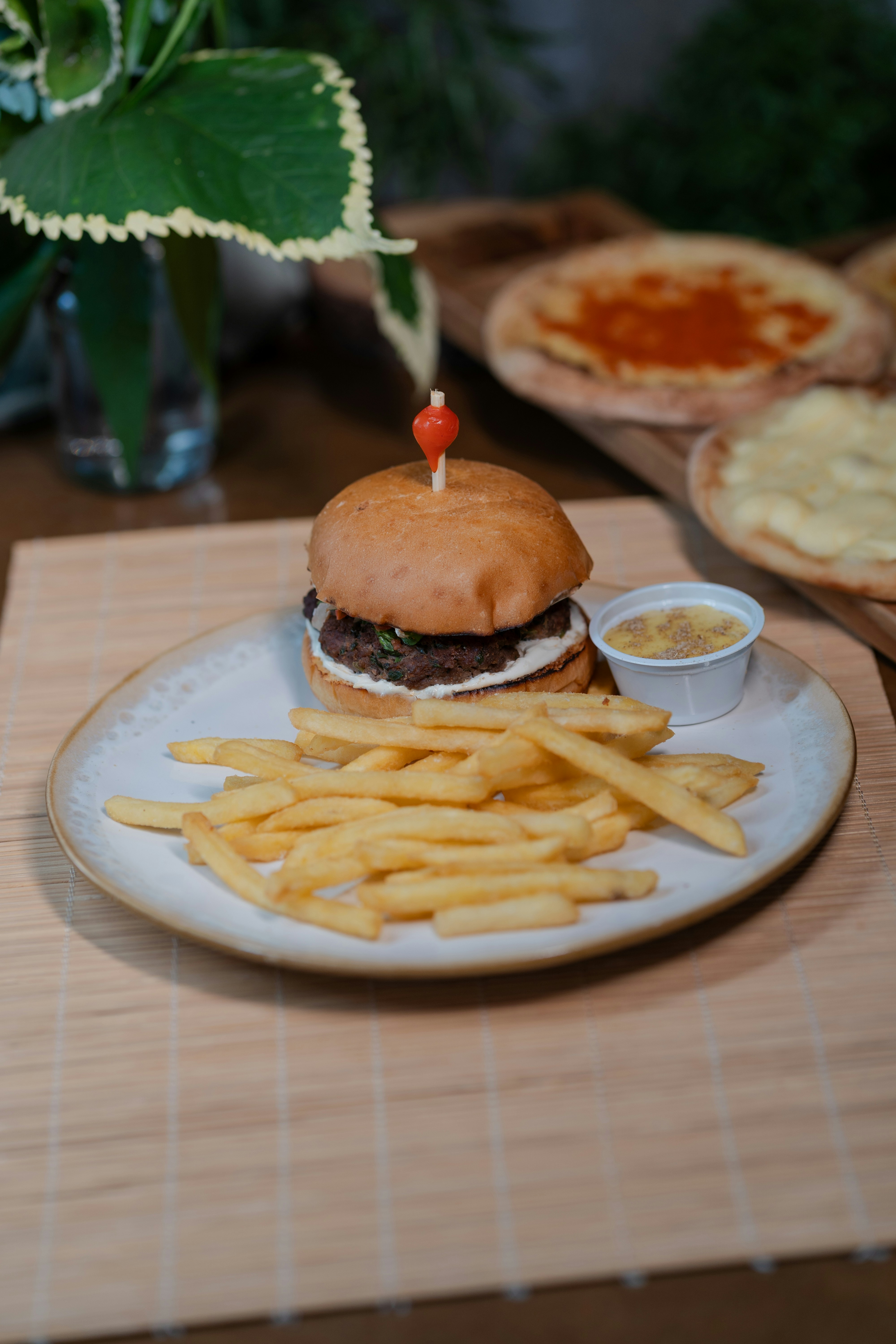 BURGER &FRIES